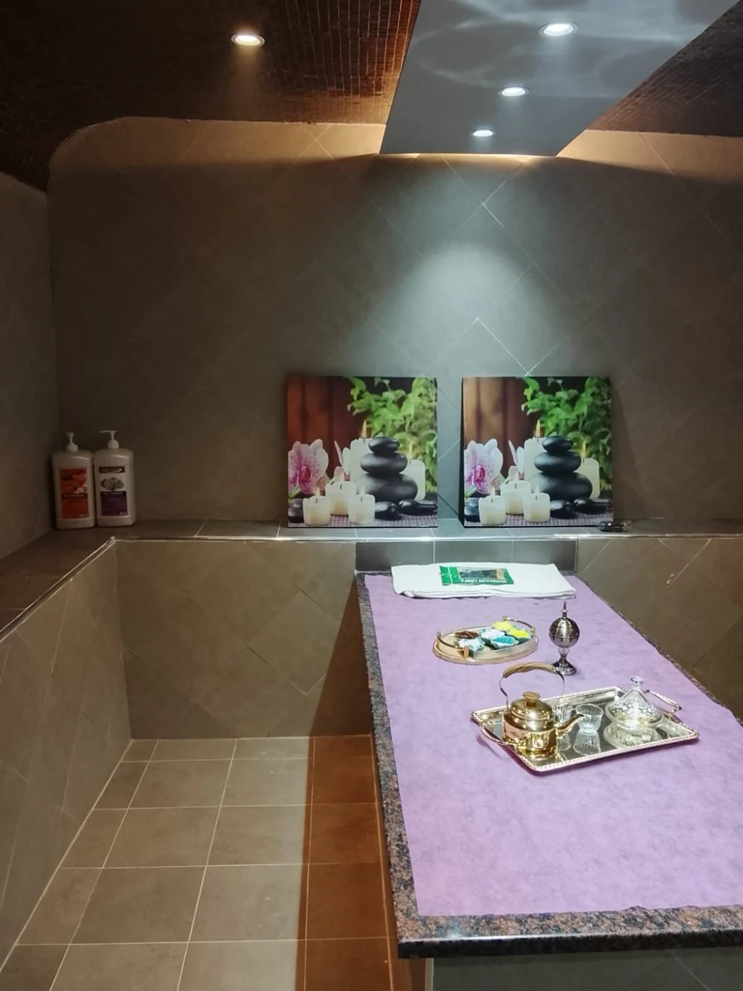 Moroccan bath room